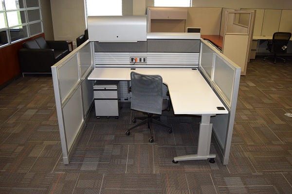 Knoll Currents & Morrison Cubicle Used 6'x6'x48"H